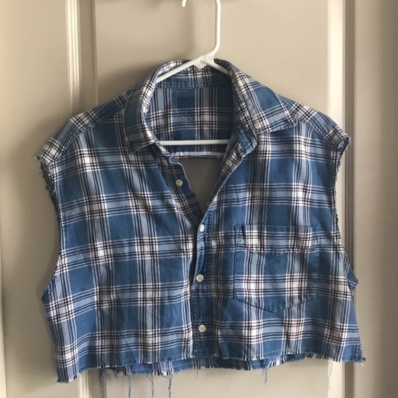 Cropped plaid button down - Picture 1 of 2
